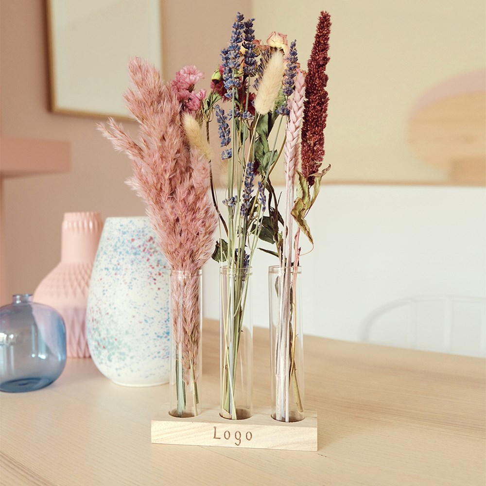 Dried Flowers in Letterbox (L), White